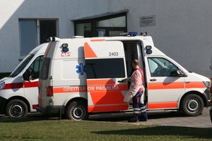 Lietuvoje augant užsikrėtimų skaičiui – nauji atvejai Marijampolės ligoninėje: tiria ir medikus, ir pacientus