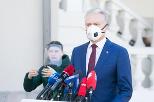 G. Nausėda pasirašė pataisas dėl didesnių algų su koronavirusu kovojantiems medikams