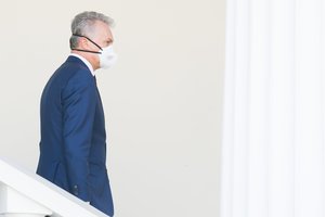 Prezidentas G. Nausėda pasirašė pataisas dėl subsidijų darbdaviams