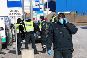 Per parą gautas 221 pranešimas dėl karantino taisyklių pažeidimų, nubausta 80 žmonių