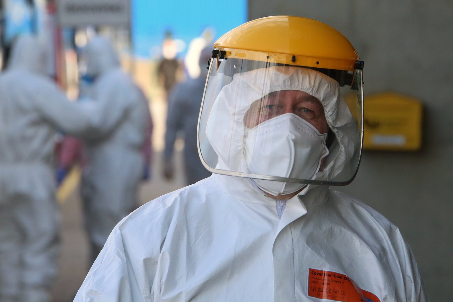 Koronaviruso patikra Karmėlavos oro uoste.<br>M.Patašiaus nuotr.