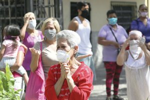 COVID-19 nelaimėlius užklups nepasiruošusius: skurdžiųjų laukia dar neregėtas ligos kirtis