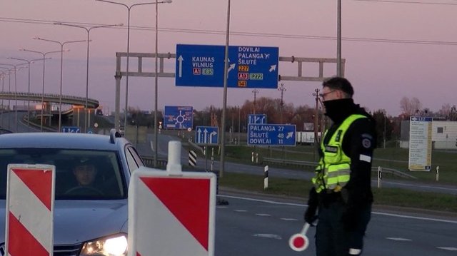 Gyventojai pasisakė apie šalyje taikomus ribojimus: „Kam reikėjo, visi išvažiavo“