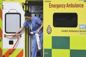 JAV pagal aukų skaičių aplenkė Italiją, Jungtinėje Karalystėje – 917 mirčių per parą