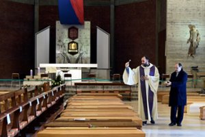 PSO: mirštamumas nuo COVID-19 yra dešimteriopai didesnis nei nuo kiaulių gripo