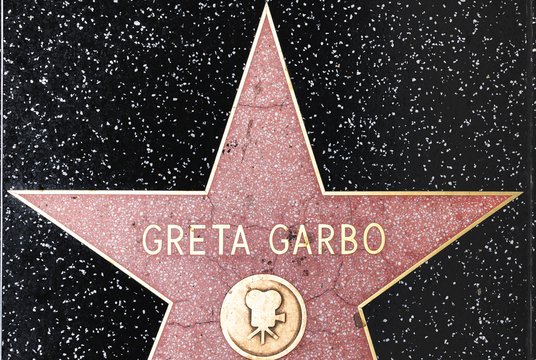 1990 m. mirė švedų kilmės amerikiečių aktorė Greta Garbo (84 m.).<br>123rf nuotr.