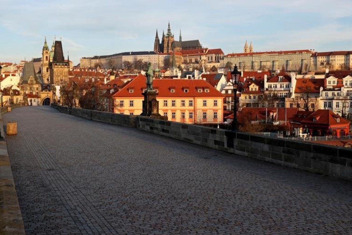  Praha be turistų. 2020-ųjų kovas.<br>„Reuters“ nuotr.