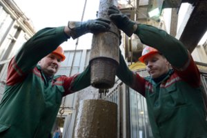 Rusai naftininkų kare liko paguldyti ant menčių