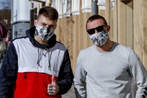 Apsisaugokime nuo virusų plaudami rankas, nešiodami apsaugines priemones ir rūpindamiesi asmenine higiena