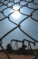 OPEC: naftos rinka patiria „istorinį sukrėtimą“