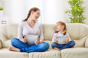 Mokytoja pataria: penki būdai, kaip vaikus namuose mokyti anglų kalbos