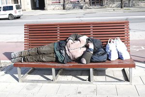 Vilniaus simboliu tapusiam benamiui karantinas ir pasaulį gąsdinantis virusas – nė motais