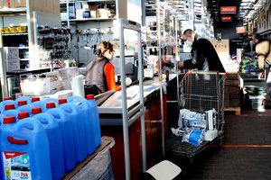 Kontrolieriai tikrina, kaip dirba veiklą atnaujinę prekybininkai 