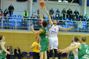 Blokuotų metimų rekordą pasiekęs I. Lukošius išrinktas geriausiu NKL besiginančiu žaidėju