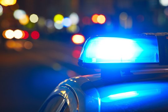 Latvijos Rėzeknės mieste driokstelėjęs sprogimas apgadino keletą automobilių
