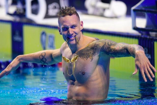 Naujuoju M. Phelpsu tituluojamas plaukikas: žmonių gyvybės yra svarbiau už sportą