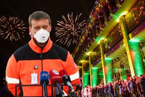 Dėl painių prastovų subsidijų verslas imasi už galvos, rebusus sprendžia ir Užimtumo tarnyba