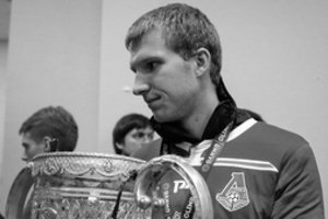 22-ejų futbolininkas Maskvoje nutarė pabėgioti ir krito negyvas šalia namų