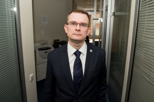Dar kartą blokuoti A. Dulkio atleidimo nepavyko