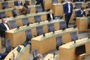 Karantinas – ne kliūtis Seimo nariams išlaidauti