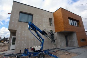 Ekspertai sudėliojo keturis scenarijus – kiek ir kaip virusas gali pažeisti būsto rinką  