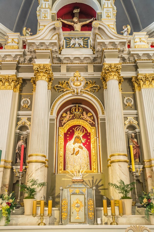  Švč. Mergelės Marijos Apsilankymo mažoji bazilika.