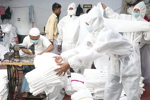 R. Šimašius: savivaldybė į medikų apsaugos priemones jau investavo 10 mln. eurų