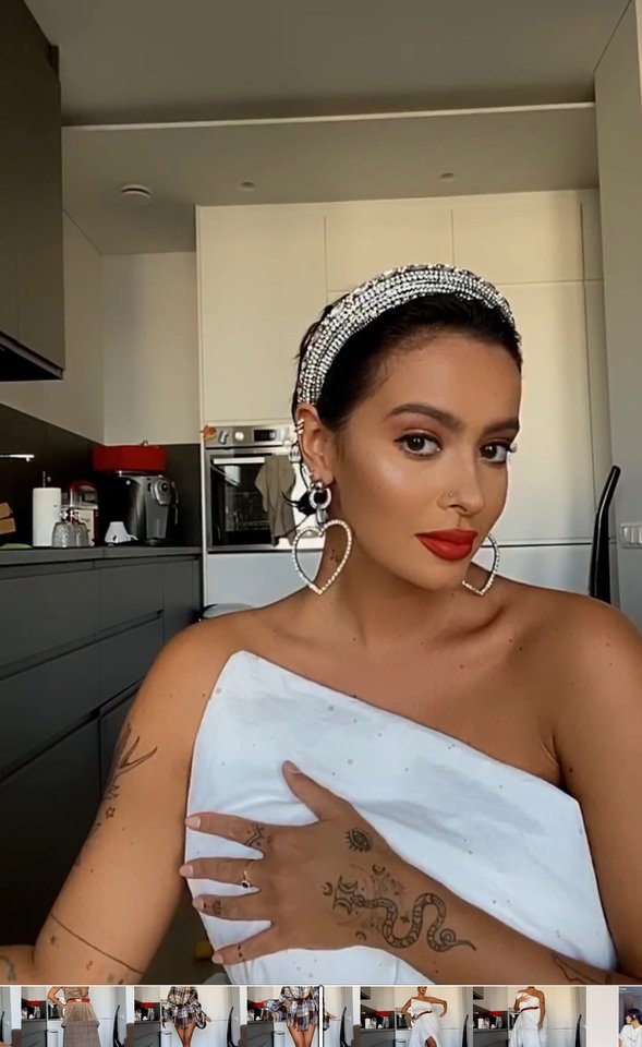 Karolina Meschino savo sekėjams pademonstravo šešis skirtingus derinius su pagalve ir užklotais.<br> Asmeninio albumo nuotr.