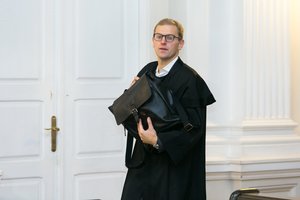 Teismas neleido suimti advokato G. Danėliaus