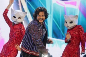 F. Kirkorovas „išsirengia“: estrados žvaigždės drabužius įsigyti galės visi norintys