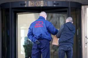 Pažadėjo milijardinę paramą – ji vis dar popieriuose 