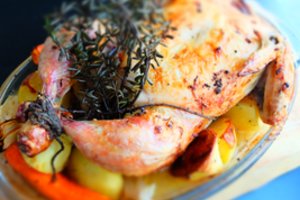 Tobulai iškeptas sultingas viščiukas: šefas atskleidė savo receptą