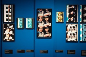 Dar viena #menasnaMO staigmena – virtualus turas po parodą „Mekas mirksi geriau“