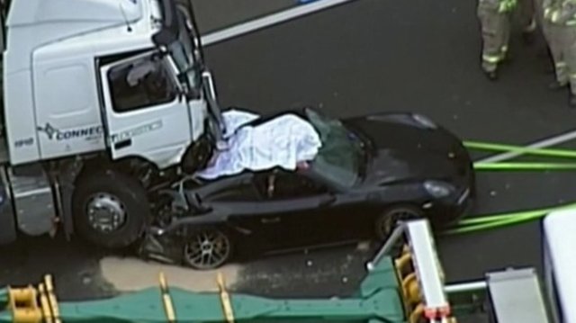 Tragiška eismo nelaimė Australijoje: partrenkti sunkvežimio žuvo 4 policininkai