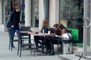 Štai kokių taisyklių turėsime laikytis, kai eisime į lauko kavines