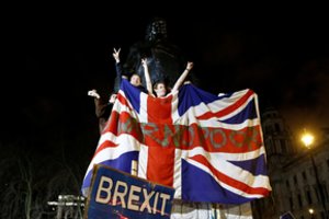 M. Barnier apgailestauja dėl pažangos stygiaus „Brexit“ derybose