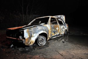 Kaune ir Zarasų r. piktadariai padegė du automobilius