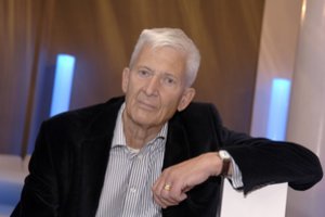 Mirė švedų rašytojas Peras Olovas Enquistas, kurio knygų išversta ir į lietuvių kalbą