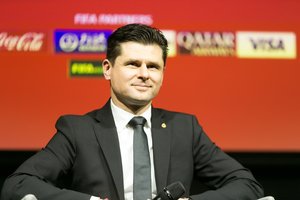 LFF prezidentas ragina žaidėjus ir klubus sėsti prie vieno stalo