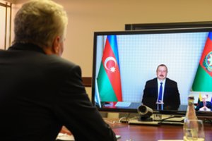 G. Nausėda su Azerbaidžano vadovu kalbėjosi apie turizmą, transportą ir pramonę