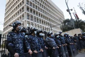 Libane dėl brangstančio maisto kilo riaušės, pareikalavusios vieno žmogaus gyvybės