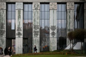 ES pradėjo tyrimą dėl galimai Lenkijos įvykdyto teismų nepriklausomumo pažeidimo