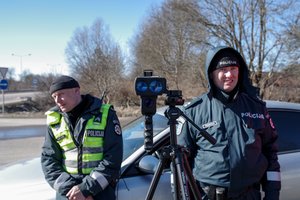 Lietuviams „siekiant“ greičio viršijimo rekordų – policijos atsakas dėl limitų: nustebins