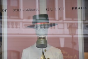 Turtas apsuka galvą: vieni taiko nuomos nuolaidas, o kiti pelnosi