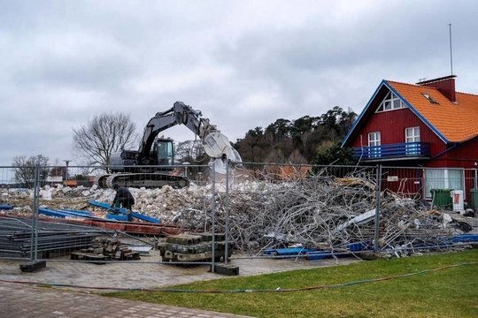 Valstybė ir Neringos valdžia „Ąžuolynui“ turi sumokėti solidžią sumą pinigų 