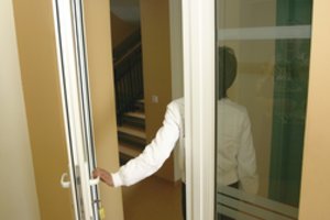 Kankinės moterys išsilaisvina tik pabėgdamos iš savo namų