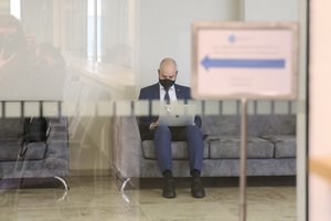 A. Veryga pranešė apie visuotinį žmonių testavimą: tirtis bus kviečiami prie parduotuvių, vaistinių