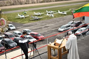 Kviečia į festivalį Bistrampolio dvare – galima ne tik atvažiuoti, bet ir atskristi