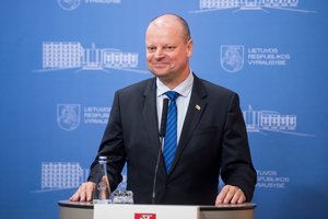 Saulius Skvernelis sveikina mamas Motinos dienos proga