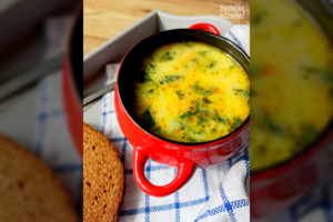 Žalieji barščiai pagal ukrainietišką receptą patiko visai šeimai – išbandykite ir jūs